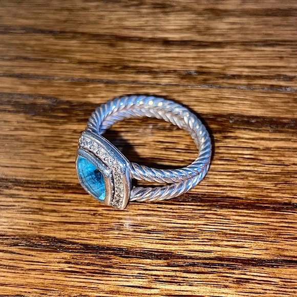 DAVID YURMAN Petite Albion Ring with Blue Topaz and Diamonds - Picture 2 of 7